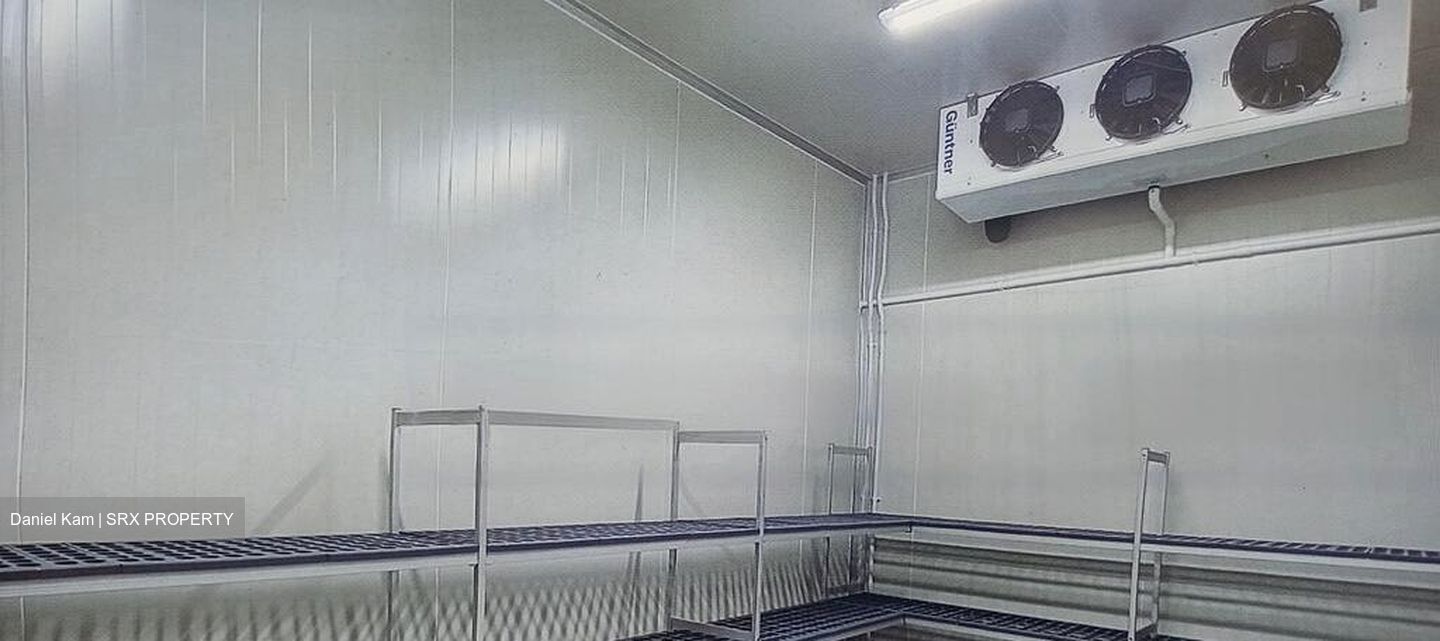 Penjuru Place (D22), Warehouse #472853371
